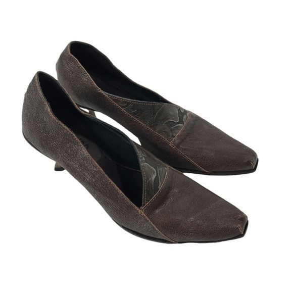 cynwoq Shoes - CYDWOQ vintage hand made leather pump size 38.5 , Bronze